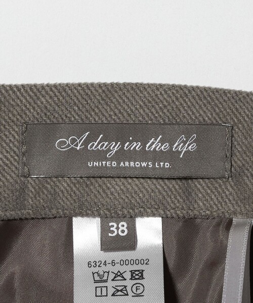 A DAY IN THE LIFE UNITED ARROWS(アデイインザライフユナイテッドアローズ)の「ツイルコーデュロイ フレアスカート <A DAY IN THE LIFE>(スカート・レディース・ネイビー/モカ/ベージュ・38/36)」の10枚目の写真