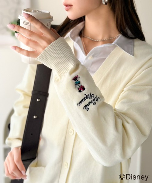 classicalelf(クラシカルエルフ)の「数量限定!リンクコーデも楽しめる♪綿100%「ディズニー」袖刺繍カーディガン(カーディガン/ボレロ・レディース・ベージュ/ネイビー/ブラック/アイボリー・LARGE/MEDIUM/SMALL/X-LARGE)」の7枚目の写真