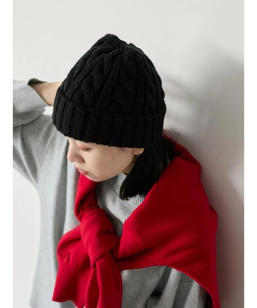 Samansa Mos2 blue（サマンサモスモスブルー）の「ケーブルニット帽（ハット・レディース・チャコールグレー/ブラック/キナリ・F）」の3枚目の写真