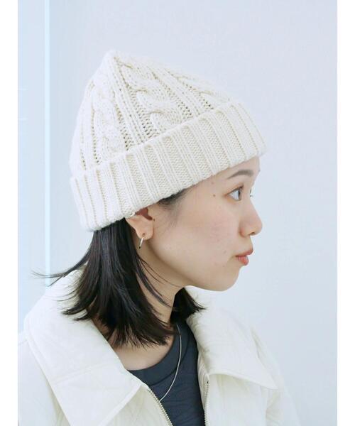 Samansa Mos2 blue（サマンサモスモスブルー）の「ケーブルニット帽（ハット・レディース・チャコールグレー/ブラック/キナリ・F）」の16枚目の写真