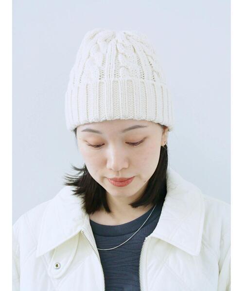 Samansa Mos2 blue（サマンサモスモスブルー）の「ケーブルニット帽（ハット・レディース・チャコールグレー/ブラック/キナリ・F）」の17枚目の写真