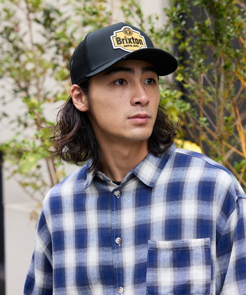 BRIXTON（ブリクストン）の「BRIXTON/ブリクストン GENUINE QLTY NP TRUCKER HAT メッシュ5パネルキャップ（キャップ・メンズ・ベージュ/ブラック・ONE SIZE）」の6枚目の写真