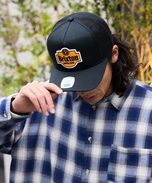 BRIXTON（ブリクストン）の「BRIXTON/ブリクストン GENUINE QLTY NP TRUCKER HAT メッシュ5パネルキャップ（キャップ・メンズ・ベージュ/ブラック・ONE SIZE）」の9枚目の写真