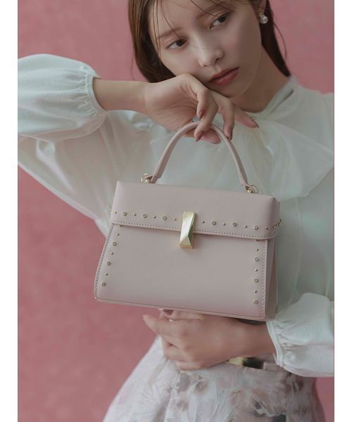 リュタンビジュースタッズポシェット（M）（ショルダーバッグ