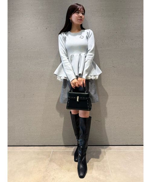 CELFORD(セルフォード)の「リュタンビジュースタッズポシェット(M)(ショルダーバッグ・レディース・アイボリー/ブラック/グレイッシュベージュ/ライトピンク・F)」の11枚目の写真