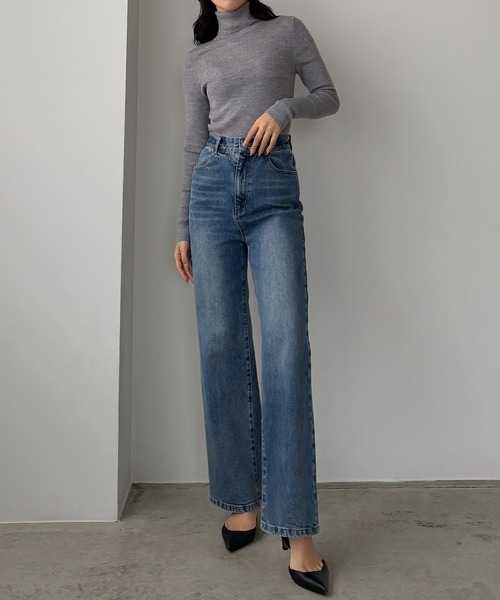 Louere（ルエレ）の「ストレッチハイウエストストレートデニムパンツ[高身長サイズST有り]（デニムパンツ・レディース・ブラック/ライトブルー/ワンウォッシュ・SMALL/MEDIUM/LARGE/X-LARGE/ST）」の17枚目の写真