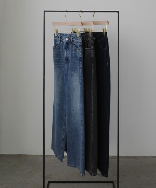 Louere（ルエレ）の「ストレッチハイウエストストレートデニムパンツ[高身長サイズST有り]（デニムパンツ・レディース・ブラック/ライトブルー/ワンウォッシュ・SMALL/MEDIUM/LARGE/X-LARGE/ST）」の9枚目の写真