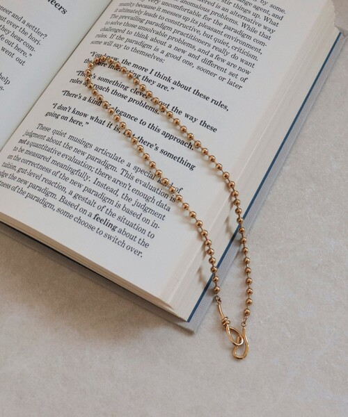 fredy emue（フレディエミュ）の「ステンレスボールチェーンフックネックレス（ネックレス・レディース・シルバー/ゴールド・FREE）」の3枚目の写真