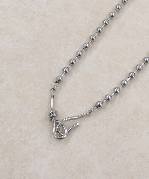 fredy emue（フレディエミュ）の「ステンレスボールチェーンフックネックレス（ネックレス・レディース・シルバー/ゴールド・FREE）」の7枚目の写真