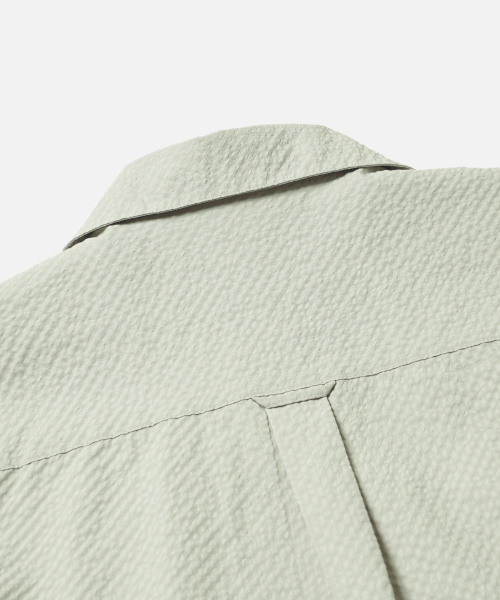 FRIZMWORKS（フリズムワークス）の「OPEN COLLAR SOLID SEERSUCKER SHIRT _ LIGHT KHAKI（シャツ/ブラウス・メンズ・その他・MEDIUM/LARGE/X-LARGE）」の7枚目の写真