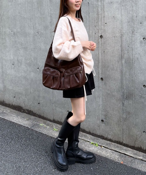 archives（アルシーヴ）の「ポケットワンショルダーバッグ（ショルダーバッグ・レディース・ブラック/ブラウン・FREE）」の13枚目の写真