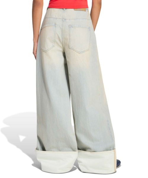 adidas(アディダス)の「adidas VINTAGE WIDE LEG JEANS / アディダス ヴィンテージ ワイド レッグ ジーンズ(デニムパンツ・レディース・ライトブルー・25inch/26inch/27inch)」の2枚目の写真