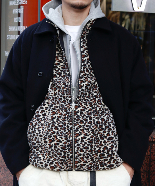 WISM(ウィズム)の「GRAND COLLECTION / グランド コレクション REVERSIBLE FLEECE LEOPARD PRINT JK(その他アウター・メンズ・イエロー系その他・MEDIUM/LARGE)」の11枚目の写真