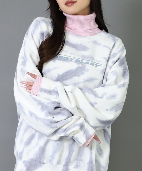 ANAP(アナップ)の「オーバーサイズ タイダイ クルーネック 裏起毛 スウェット(スウェット・レディース・ブラウン/グレー/ブラック・F)」の8枚目の写真