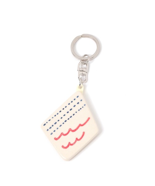 studio CLIP（スタディオクリップ）の「陶器モチーフキーチャーム（チャーム・レディース・その他1/その他2/その他3/その他4・FREE）」の2枚目の写真