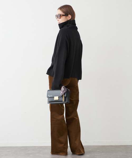 Deuxieme Classe(ドゥーズィエムクラス)の「追加 *Cropped タートルネック ニット(ニット/セーター・レディース・ブラック/ネイビー・FREE)」の21枚目の写真