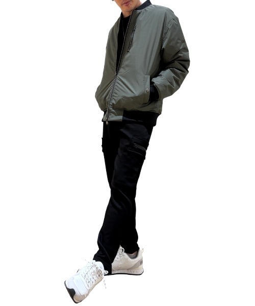 COOK JEANS(クックジーンズ)の「リバーシブルMA-1ジャケット(テーラードジャケット・メンズ・オリーブ×ブラック/ブラック×ホワイト・LARGE/MEDIUM/X-LARGE/SMALL)」の16枚目の写真