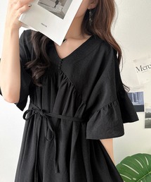 classicalelf（クラシカルエルフ）の「360°美しく隠す。Vネックフリルティアードカフタンワンピース（ワンピース）」