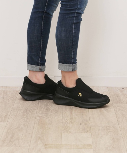 Arnold Palmer（アーノルドパーマー）の「Arnold Palmer Slide fit 防水スニーカー AL1402（スニーカー・レディース・ブラック/グレー・25cm/24.5cm/24cm/23.5cm/23cm/22.5cm）」の4枚目の写真