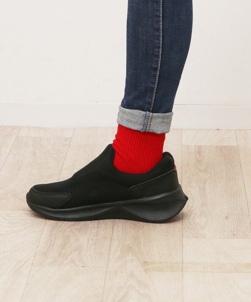 Arnold Palmer（アーノルドパーマー）の「Arnold Palmer Slide fit 防水スニーカー AL1402（スニーカー・レディース・ブラック/グレー・25cm/24.5cm/24cm/23.5cm/23cm/22.5cm）」の7枚目の写真