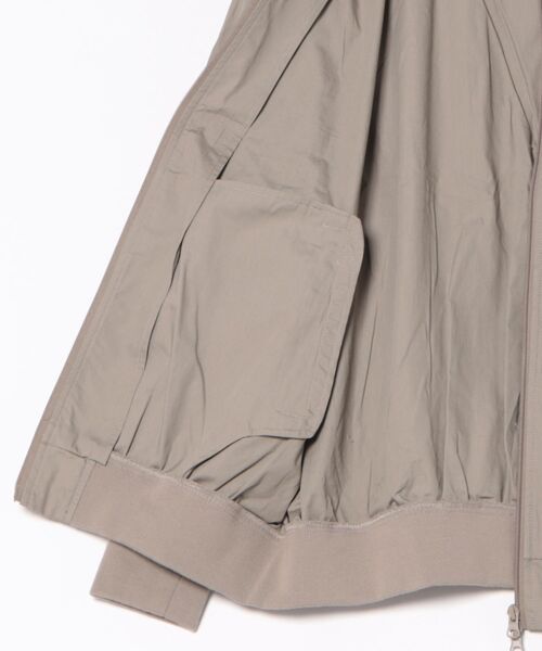 coca（coca）（コカ）の「ライトMA-1（MA-1・メンズ・ブラック/グレイッシュベージュ・L/M/XL）」の22枚目の写真