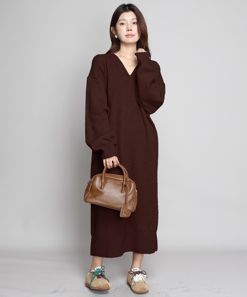 タヌキ毛100%ベージュ Vネック ニットワンピース　L シーナリー ケーブルニットワンピース（TAUPE） - PINUE