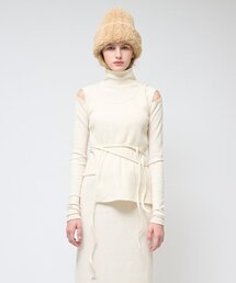 Shoulder cut out Slim Ribbed Span Turtle neck Tshirts Cream