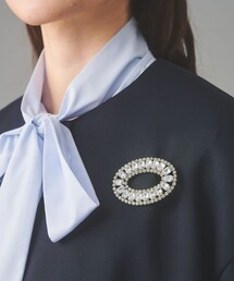 オーバル ブローチ