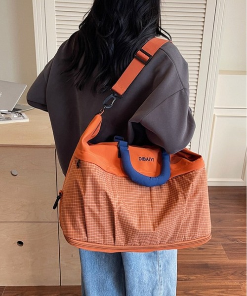 lit.Cy(リットシー)の「リップストップ 配色 2WAY トラベルボストンバッグ(ボストンバッグ・レディース・ブラック/オレンジ/グレー・FREE)」の8枚目の写真