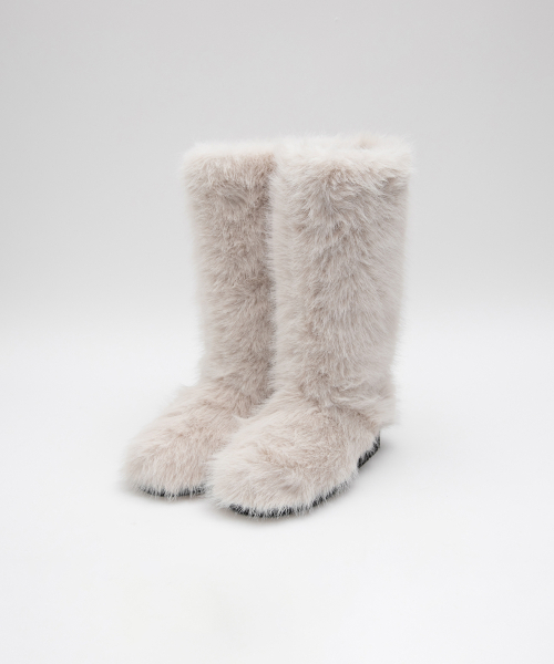 ROLAROLA(ロラロラ)の「FUR LONG BOOTS IVORY(ブーツ・レディース・アイボリー・FREE)」の1枚目の写真