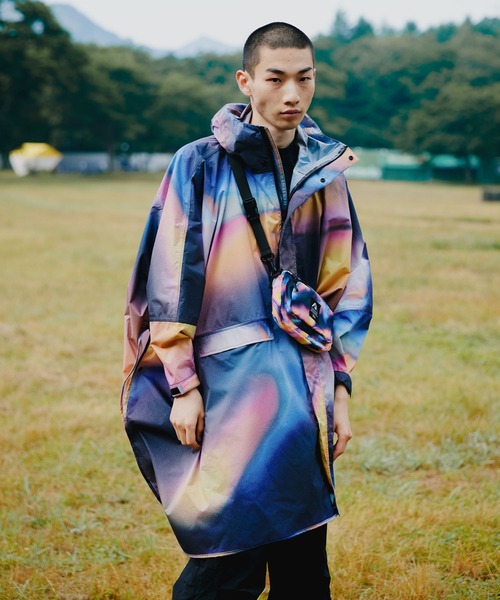KiU(キウ)の「【FUJI ROCK FESTIVAL‘26 × KiU】キウスタンダードレインポンチョ(レインコート/ポンチョ・メンズ・ブラック系その他/ブルー系その他・FREE)」の13枚目の写真
