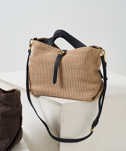 VIOLAd'ORO/ヴィオラドーロ SANDRO/ベルト付きハンドバッグ/2wayかご