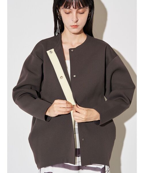 ELENDEEK(エレンディーク)の「コクーンフォルムカーディガン(カーディガン/ボレロ・レディース・ブラック/ブラウン/ピンク/ミント/オフホワイト・FREE)」の3枚目の写真