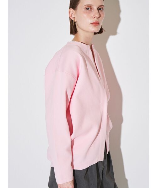 ELENDEEK(エレンディーク)の「コクーンフォルムカーディガン(カーディガン/ボレロ・レディース・ブラック/ブラウン/ピンク/ミント/オフホワイト・FREE)」の14枚目の写真