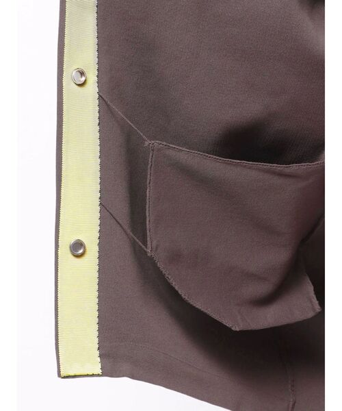 ELENDEEK(エレンディーク)の「コクーンフォルムカーディガン(カーディガン/ボレロ・レディース・ブラック/ブラウン/ピンク/ミント/オフホワイト・FREE)」の7枚目の写真