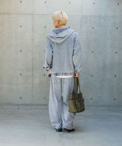 PBLIM（ページボーイリム）の「《UNISEX/まるでデニム見え！/紫外線カット/ストレッチ》マルデニイージーワイドパンツ（デニムパンツ・レディース・ブラック/ブルー・LARGE/MEDIUM）」の7枚目の写真