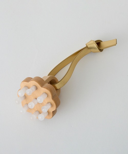 HASHIBAMI（ハシバミ）の「【HASHIBAMI】天然石 フラワー カッサチャーム（キーホルダー・レディース・ピンク/ホワイト・FREE）」の11枚目の写真