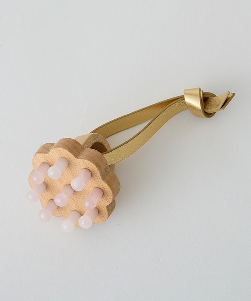 HASHIBAMI（ハシバミ）の「【HASHIBAMI】天然石 フラワー カッサチャーム（キーホルダー・レディース・ピンク/ホワイト・FREE）」の14枚目の写真