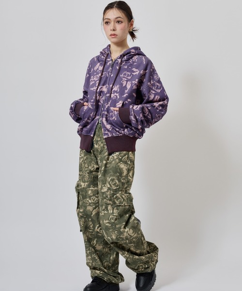 atmos pink(アトモスピンク)の「atmos pink Rose Camouflage Zip-up Hoodie / アトモス ピンク ローズ カモフラージュ ジップアップ フーディ(パーカー・レディース・ピンク/カーキ・FREE)」の9枚目の写真