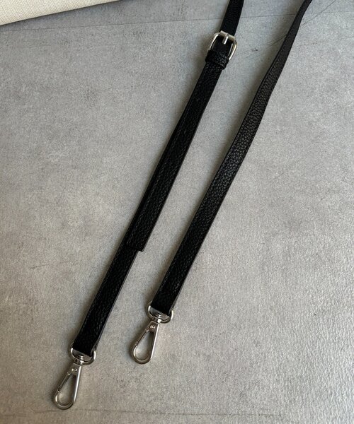 DouDou（ドゥドゥ）の「ハートチャーム付トートバッグ（ショルダーバッグ・レディース・オフホワイト/ブラック・FREE）」の16枚目の写真