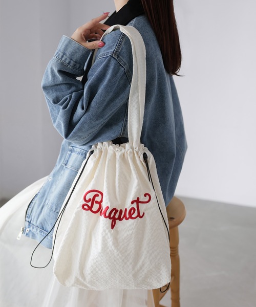 Riberry(リベリー)の「ロゴ刺繍巾着トートバッグ(トートバッグ・レディース・ブラック/グレー/パープル/グリーン/アイボリー・FREE)」の1枚目の写真