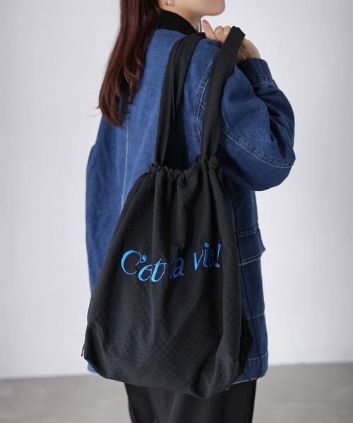 Riberry(リベリー)の「ロゴ刺繍巾着トートバッグ(トートバッグ・レディース・ブラック/グレー/パープル/グリーン/アイボリー・FREE)」の12枚目の写真