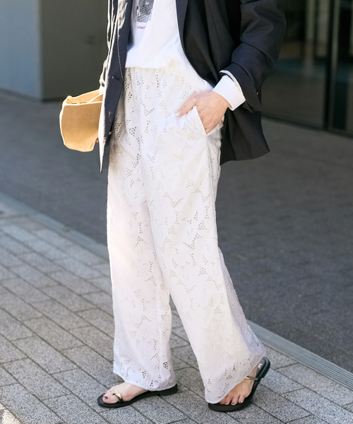Spick & Span（スピックアンドスパン）の「TICCA / ティッカ フラワーレースパンツ（その他パンツ・レディース・チャコールグレー/ホワイト・FREE）」の15枚目の写真