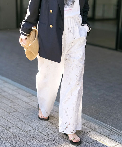 Spick & Span（スピックアンドスパン）の「TICCA / ティッカ フラワーレースパンツ（その他パンツ・レディース・チャコールグレー/ホワイト・FREE）」の16枚目の写真