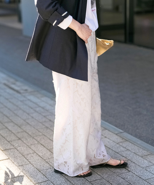 Spick & Span（スピックアンドスパン）の「TICCA / ティッカ フラワーレースパンツ（その他パンツ・レディース・チャコールグレー/ホワイト・FREE）」の17枚目の写真