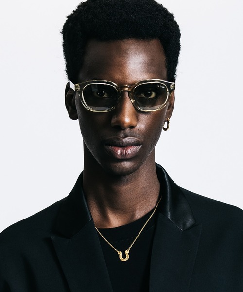 CRIMIE（クライミー）の「LETTER RIBBON HORSE SHOE NECKLACE 24KDP（ネックレス・メンズ・ゴールド・ONE SIZE）」の6枚目の写真