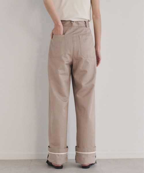 SOYEN（ソイエン）の「ロールアップパイピングワイドパンツ（その他パンツ・レディース・ベージュ/ネイビー・F）」の6枚目の写真