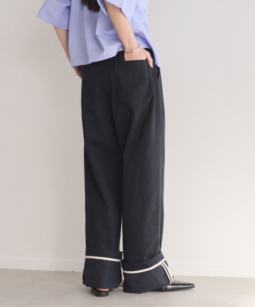 SOYEN（ソイエン）の「ロールアップパイピングワイドパンツ（その他パンツ・レディース・ベージュ/ネイビー・F）」の12枚目の写真