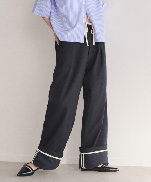 SOYEN（ソイエン）の「ロールアップパイピングワイドパンツ（その他パンツ・レディース・ベージュ/ネイビー・F）」の8枚目の写真