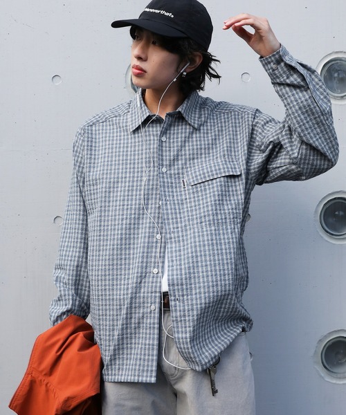 NAKER（ネイカー）の「ミニチェック長袖シャツ（シャツ/ブラウス・メンズ・ブラック/サックスブルー/ブルー・M/L/XL）」の3枚目の写真